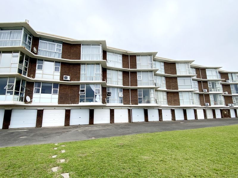 Lock Up and Go Beachfront Lifestyle Fully Furnished Dream - Photo 8