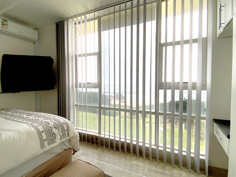 Endless Ocean Views Fully Furnished and Maintenance Free - Photo 9