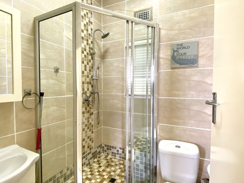 Chic Coastal Retreat Fully Furnished and Ready for You - Photo 9