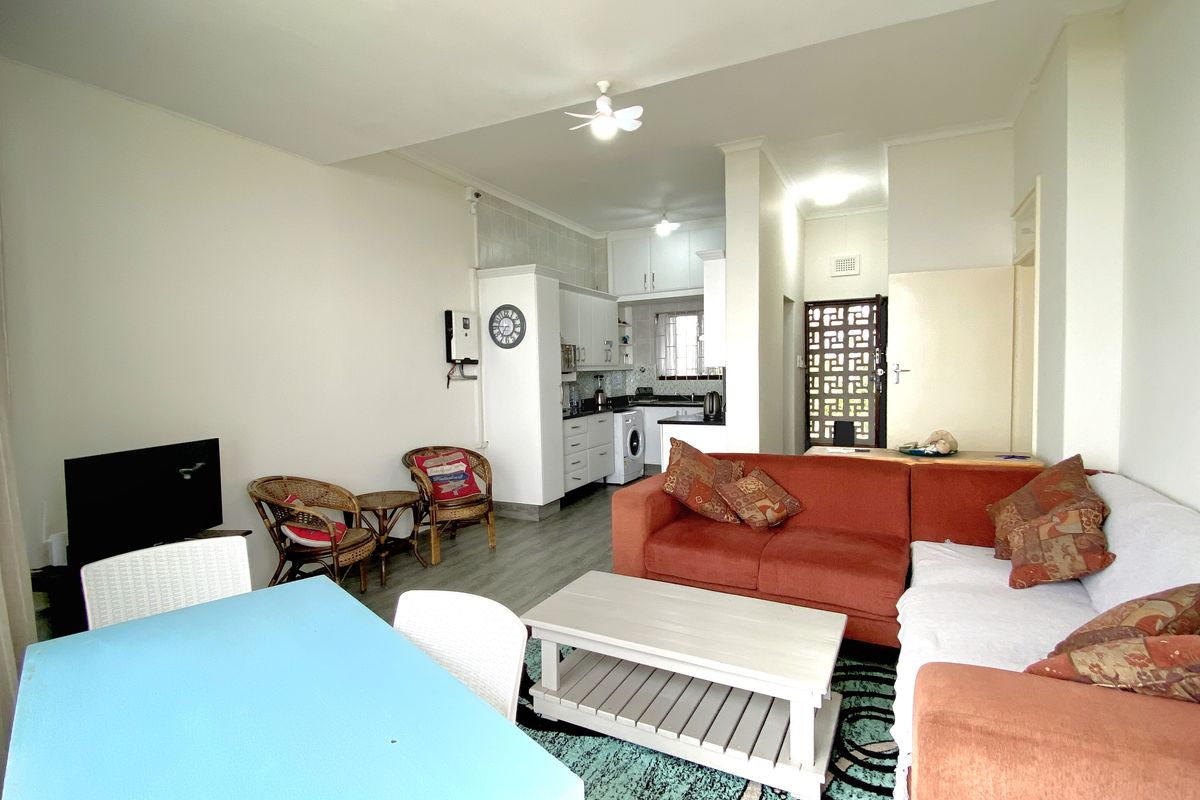 Chic Coastal Retreat Fully Furnished and Ready for You - Photo 4