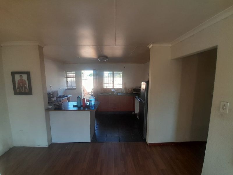 Welcome Home! Discover this beautiful 3-bedroom townhouse - Photo 9