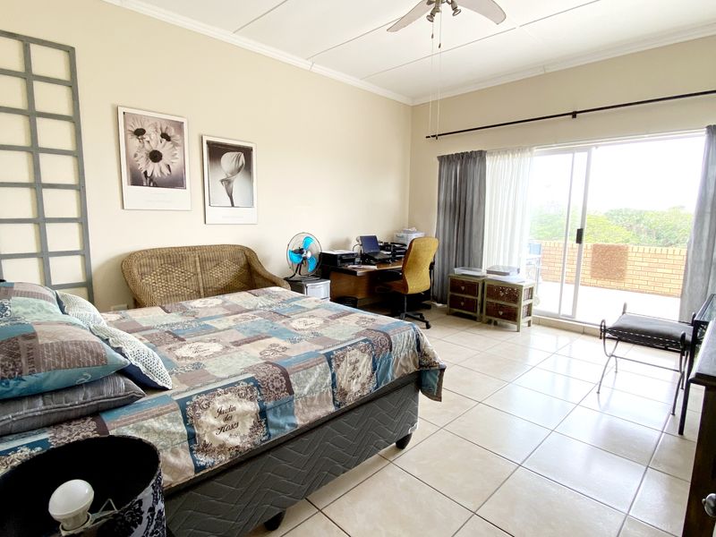 Coastal Comfort with Ocean Energy - Photo 8