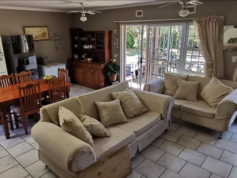 Exclusive Mandate | Charming Ramsgate Retreat Awaits You - Photo 2