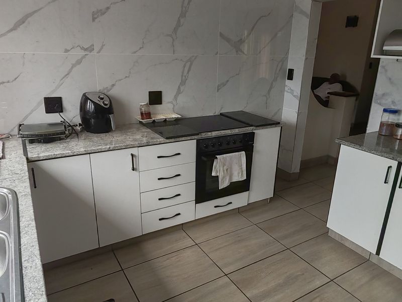 Modern Family Living at Its Best AND A Home That Offers So Much More - Photo 4