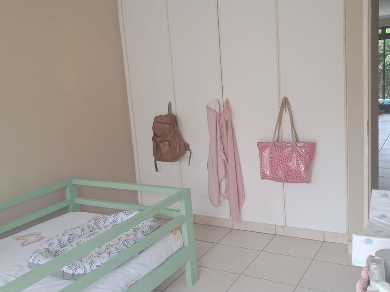 Stylish Apartment with Modern Finishes at an Unbeatable Price - Photo 9