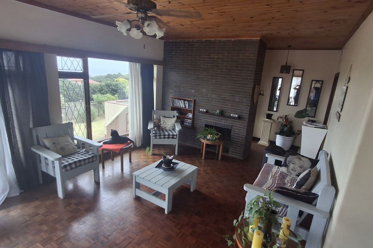 Sea View Home with Income-Generating Flatlets in Sought After Uvongo - Photo 5