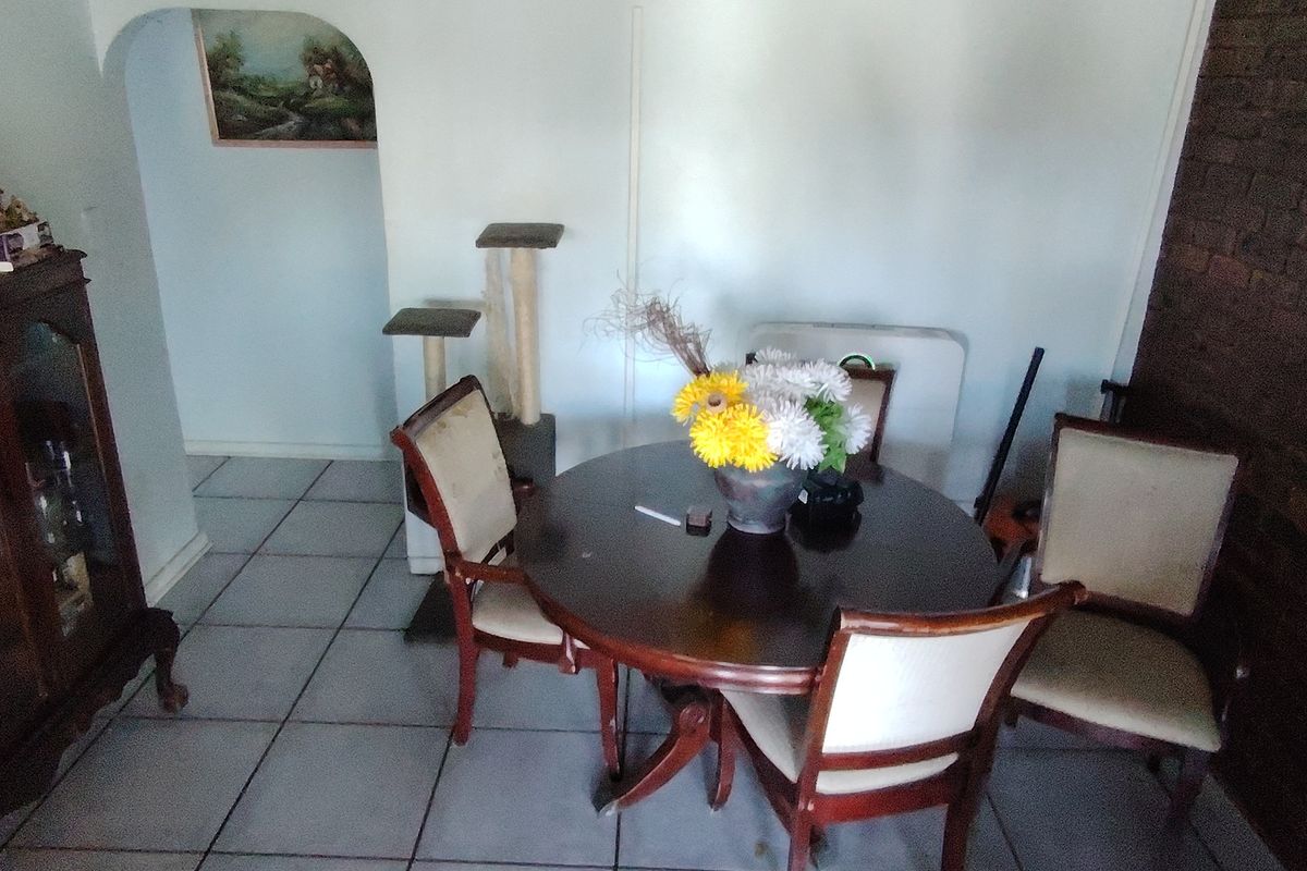 House for Sale in Uvongo – Great Value & Well Equipped - Photo 3