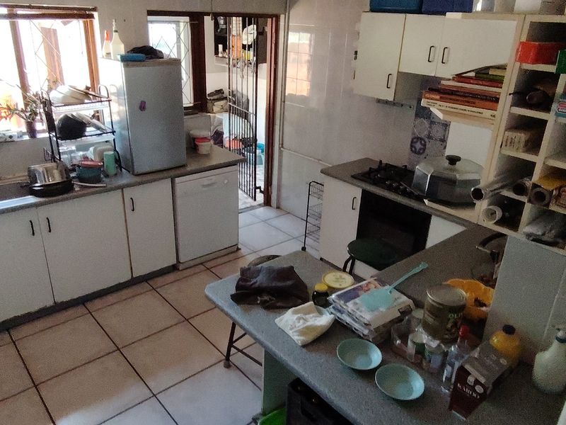 House for Sale in Uvongo – Great Value & Well Equipped - Photo 4