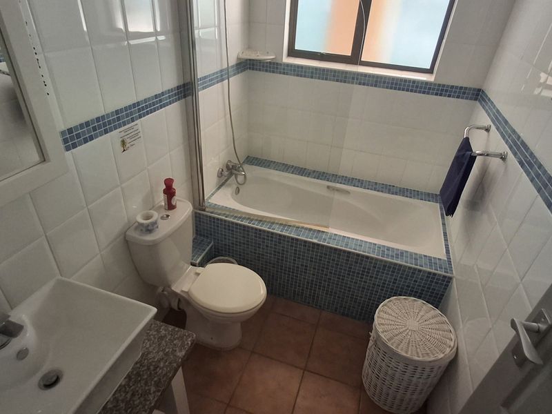 Beachfront Unit Perfect for Holiday Letting or Coastal Getaways - Photo 9