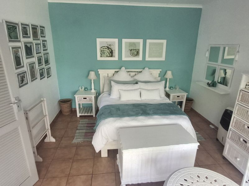 Beachfront Unit Perfect for Holiday Letting or Coastal Getaways - Photo 7