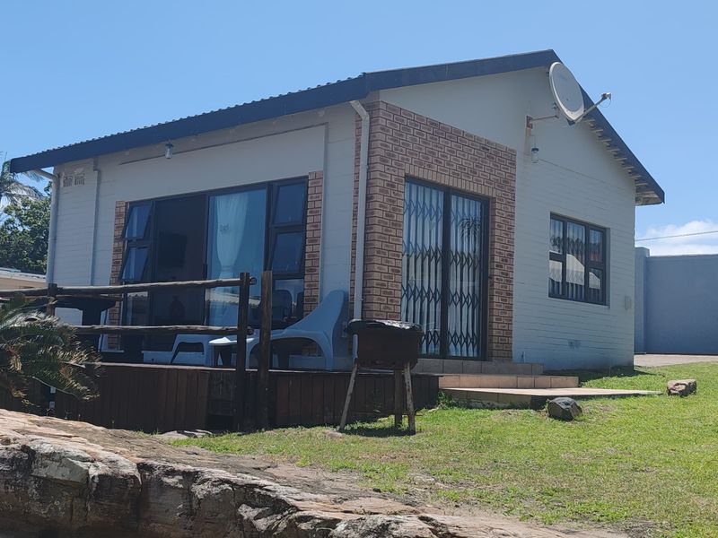 Beachfront Home in Uvongo - Photo 2