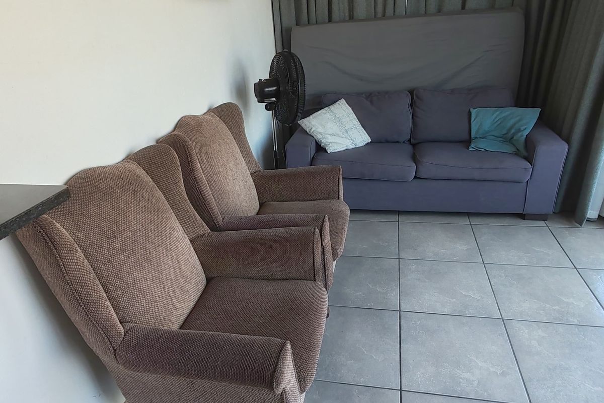 Beachfront Home in Uvongo - Photo 5