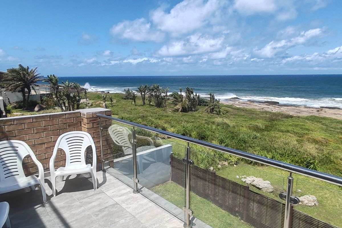 Beachfront Home in Uvongo - Photo 3