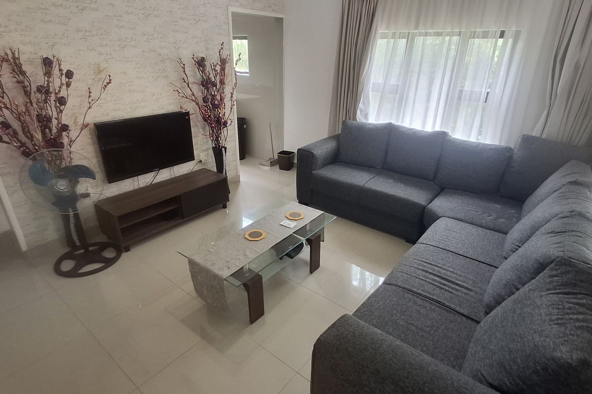 Spacious Double Storey Home with Balcony and Future Potential in Glenmore - Photo 5