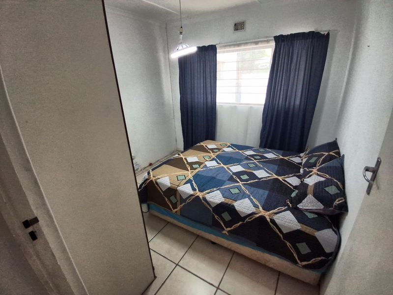 Spacious Family Home in Trafalgar - Photo 9