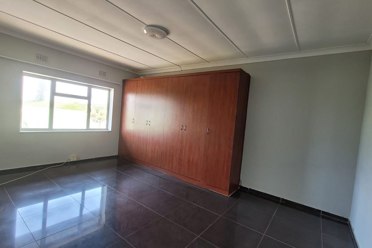 Apartment Rental Monthly In Kingsburgh - Photo 5