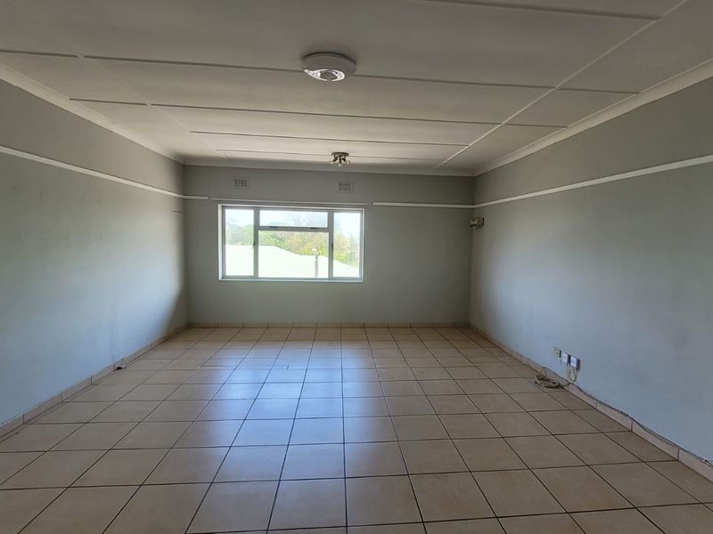 Apartment Rental Monthly In Kingsburgh - Photo 4