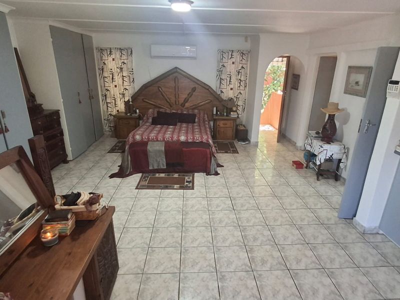 Luxury Coastal Retreat with Income Generating Flatlet - Photo 6