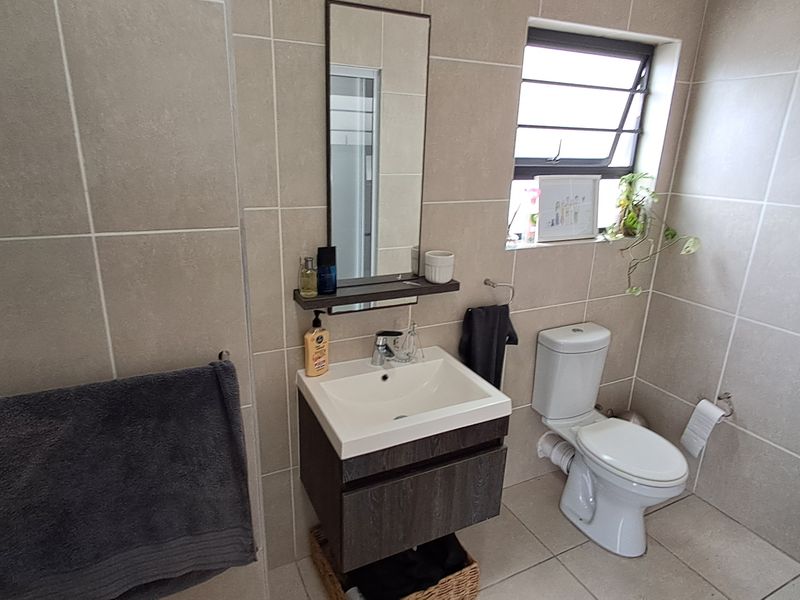 Apartment For Sale In Blouberg - Photo 9