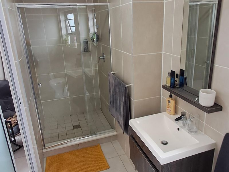 Apartment For Sale In Blouberg - Photo 8