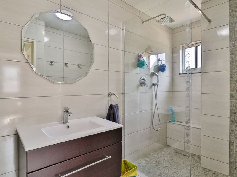 Looking For A Seaside Getaway? - Photo 7