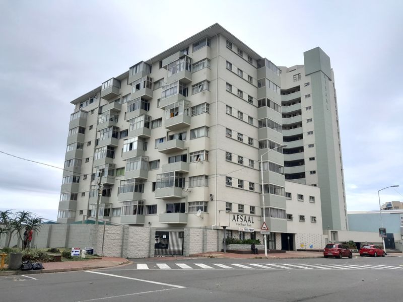 STUNNING SEA VIEWS.......! - Photo 10