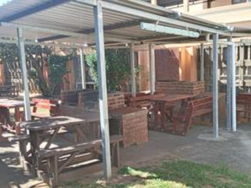 URGENT SALE - Photo 9