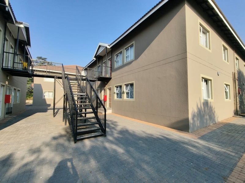 Two-bedroom unit available in THE BARN LIFE STYLE ESTATE - Photo 2