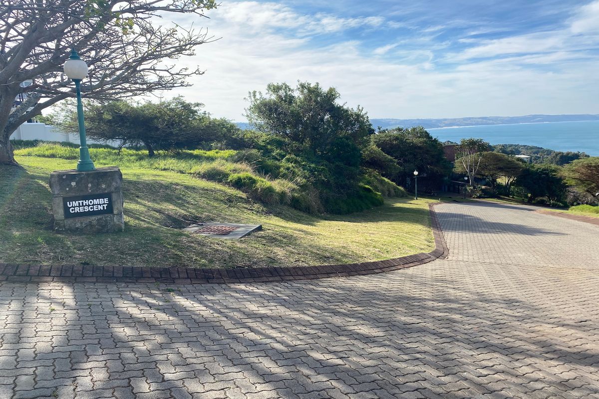 Plot in Up-Market Seaside Estate - Photo 3