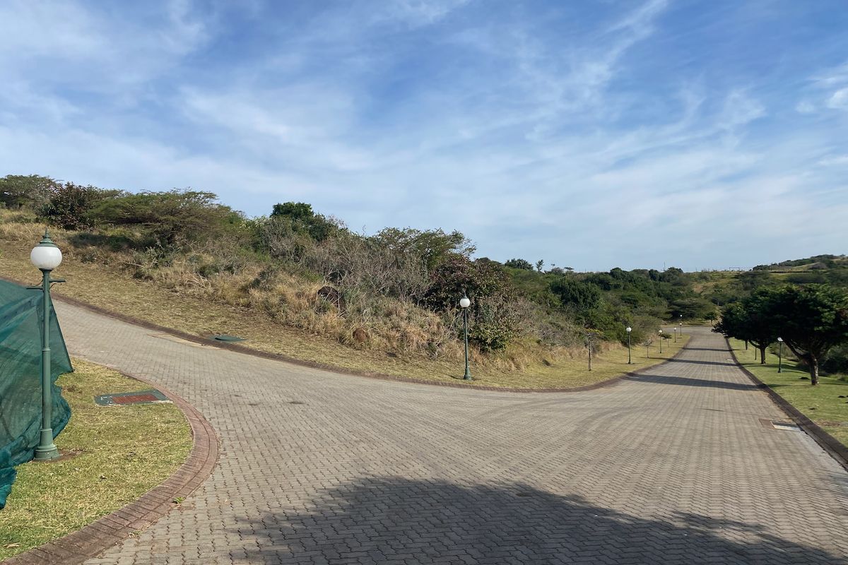 Plot in Up-Market Seaside Estate - Photo 4