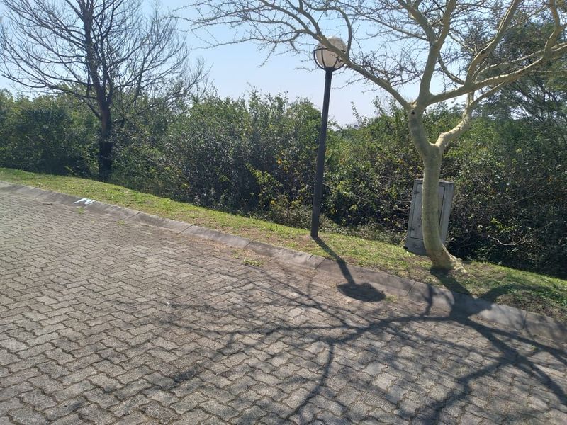 Peace and tranquil living in this Beacon Bay complex - Photo 8