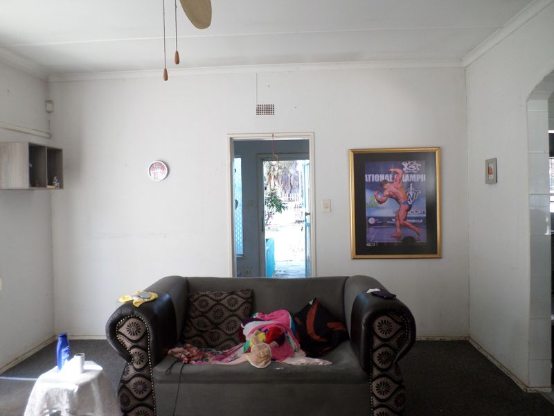 A Renovator’s Opportunity with Excellent Potential - Photo 5