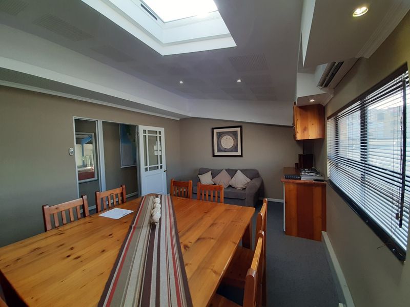 Exceptional Light Industrial Investment Opportunity – Prime North End Location, East London - Photo 8