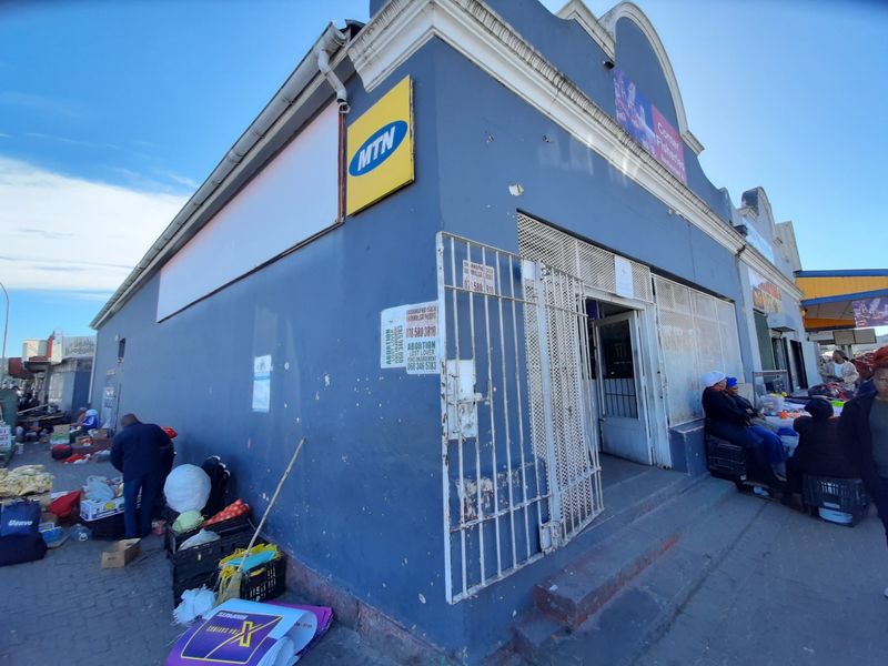 Prime Commercial Investment Opportunity in King Williamstown! - Photo 2