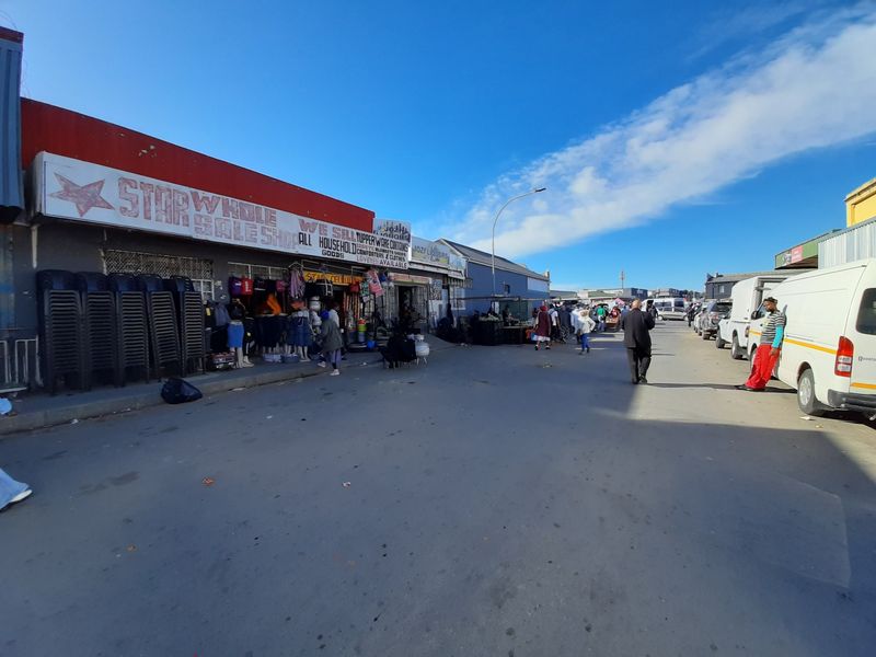 Prime Commercial Investment Opportunity in King Williamstown! - Photo 6
