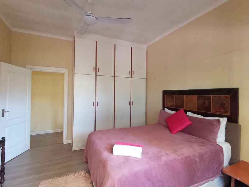 Guest House For Sale In East London - Photo 9