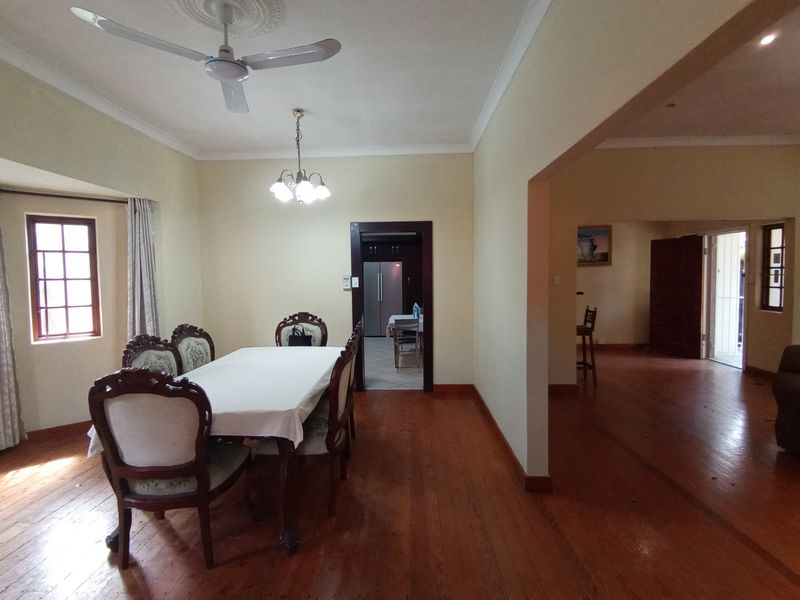Guest House For Sale In East London - Photo 4