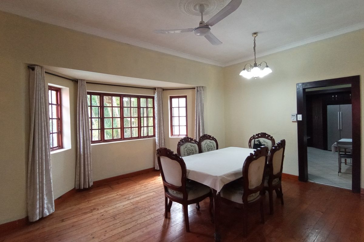 Guest House For Sale In East London - Photo 5