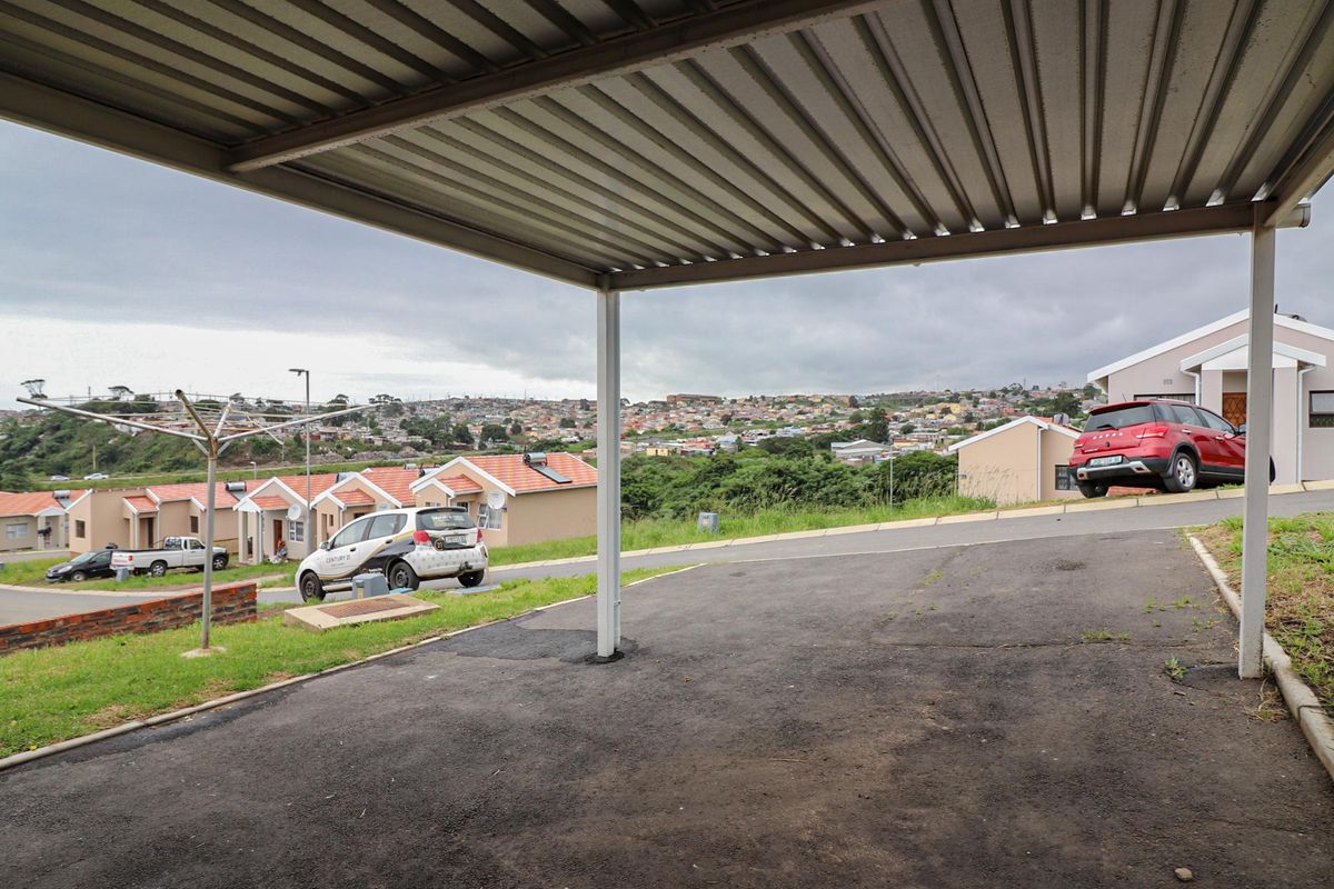 House For Sale In East London - Photo 4