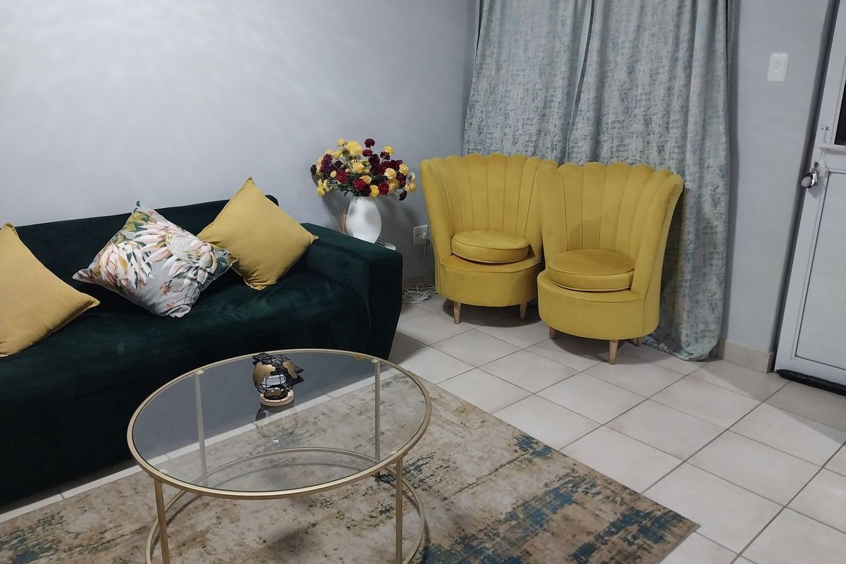 Starter Home - Photo 4