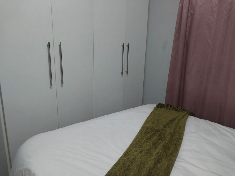 Starter Home - Photo 10