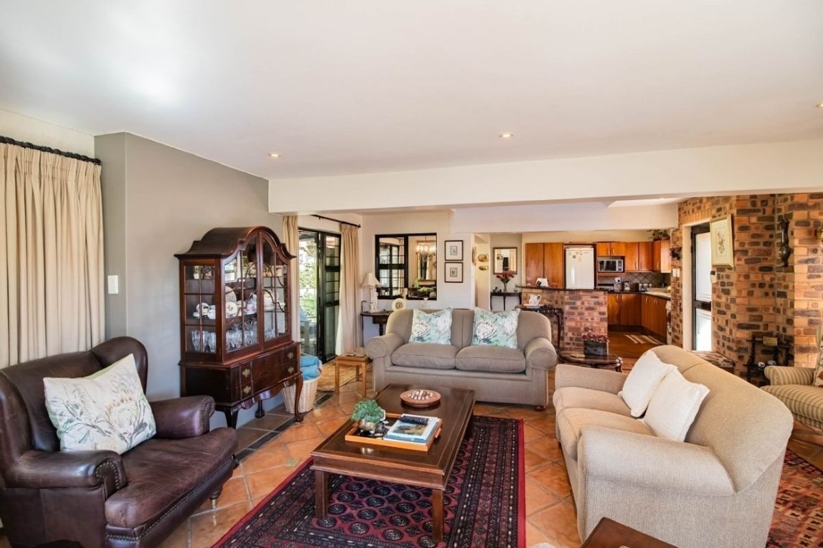 House For Sale In East London - Photo 5