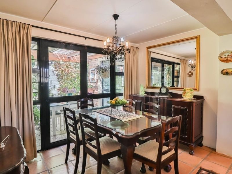 House For Sale In East London - Photo 10