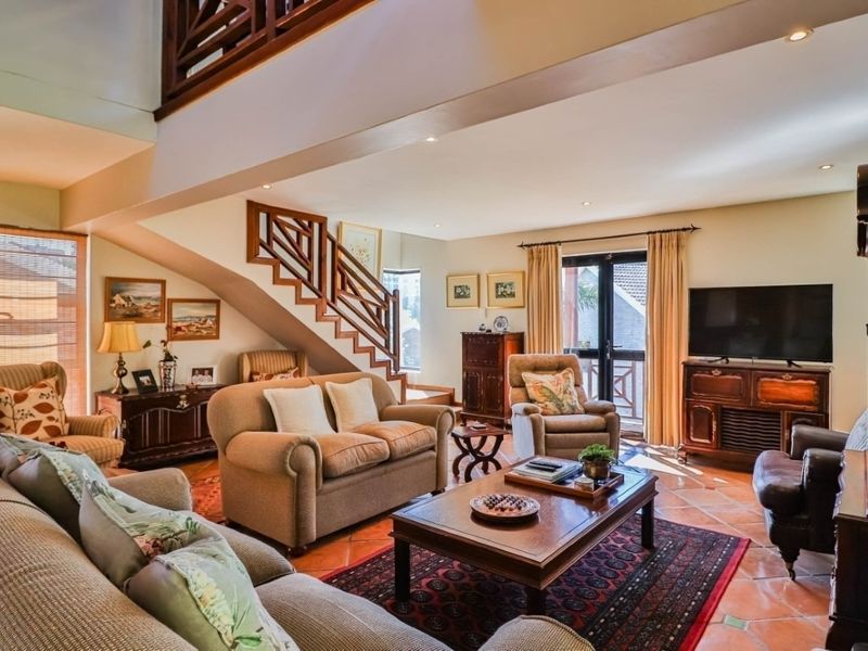 House For Sale In East London - Photo 6