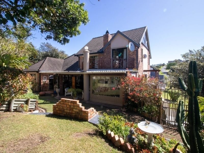 House For Sale In East London - Photo 2