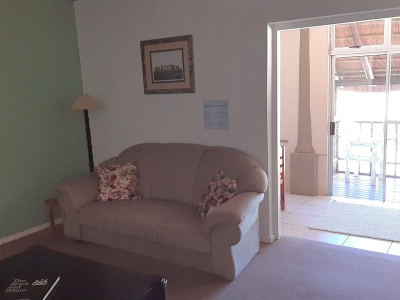 Lodge For Sale In East London - Photo 8