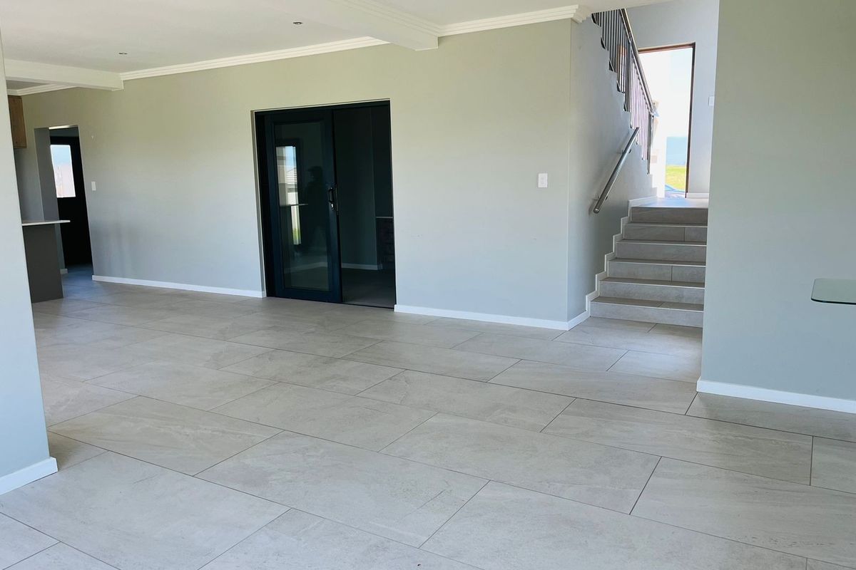 House For Sale In East London - Photo 5