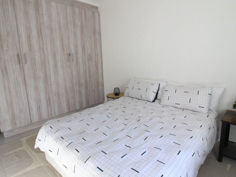 Apartment For Sale In East London - Photo 7