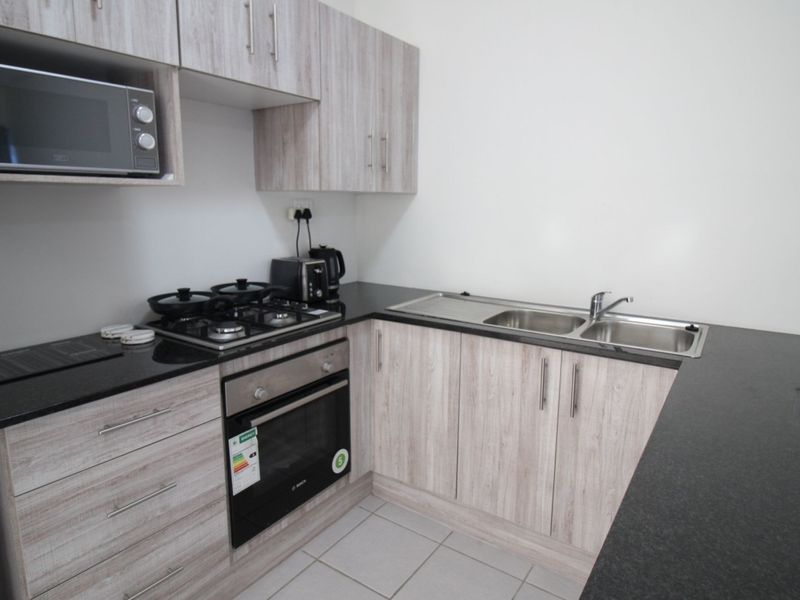 Apartment For Sale In East London - Photo 2