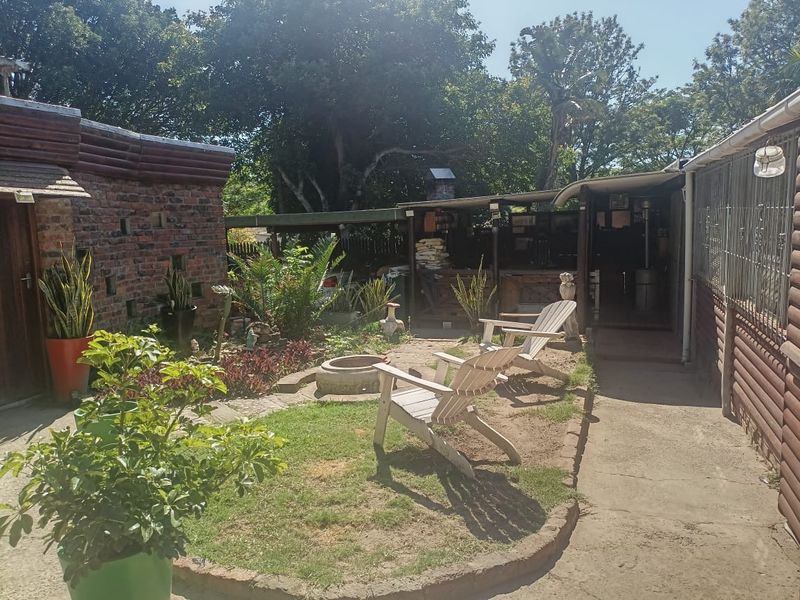 House For Sale In East London - Photo 6